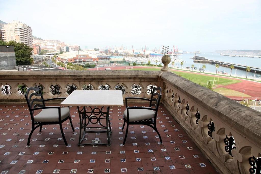 HOTEL URH PALACIO DE ORIOL SANTURTZI 4* (Spain) - from £ 66